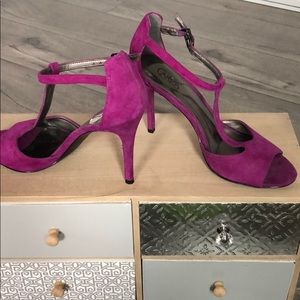 Carlos Santana Fuschia Heels